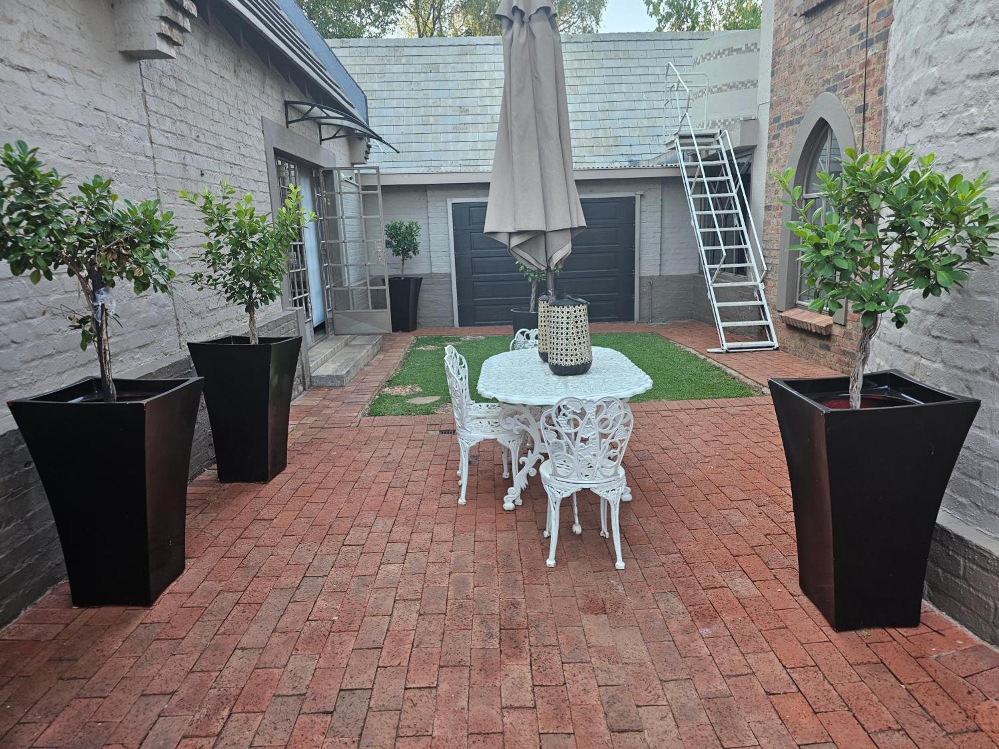 Castle Home Centurion Luaran gambar