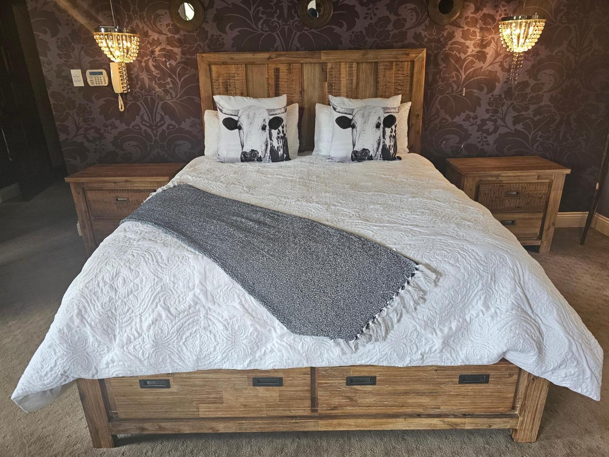 Castle Home Centurion Luaran gambar
