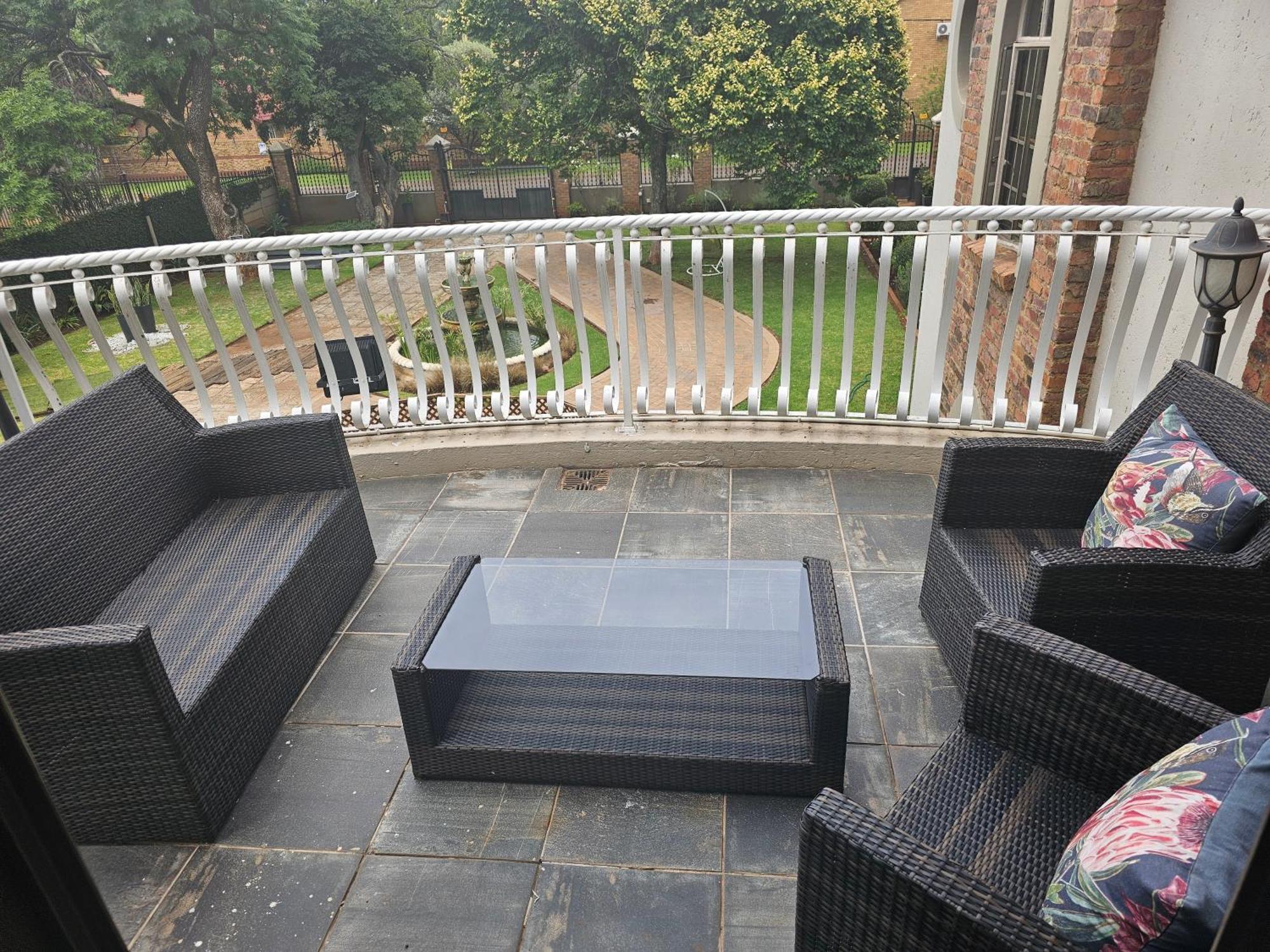 Castle Home Centurion Luaran gambar