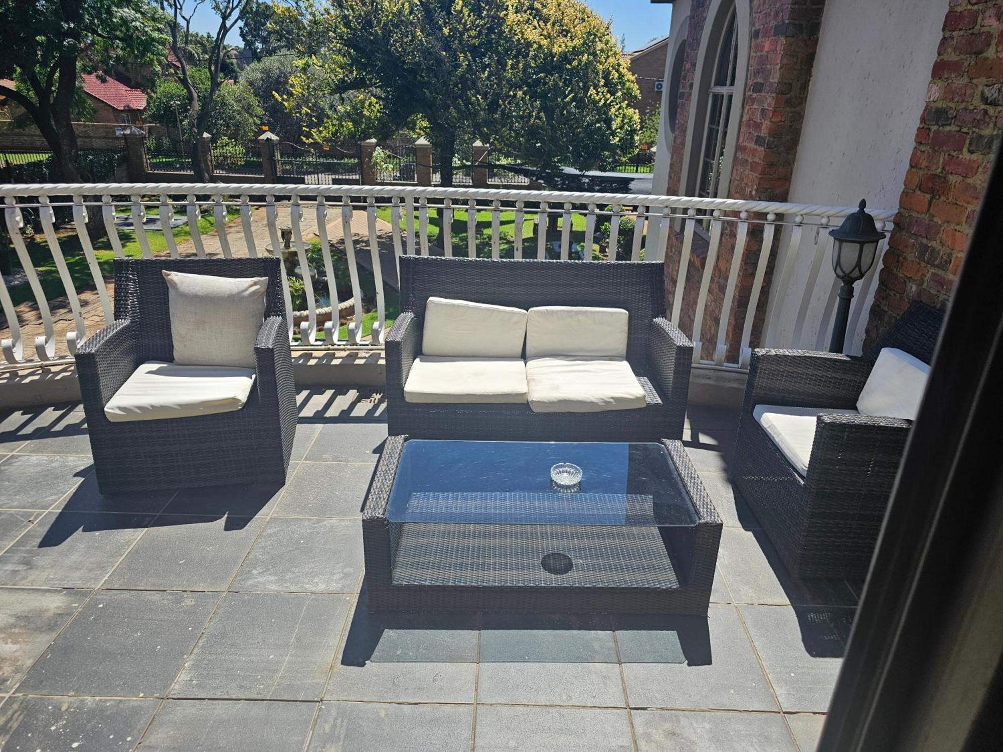 Castle Home Centurion Luaran gambar